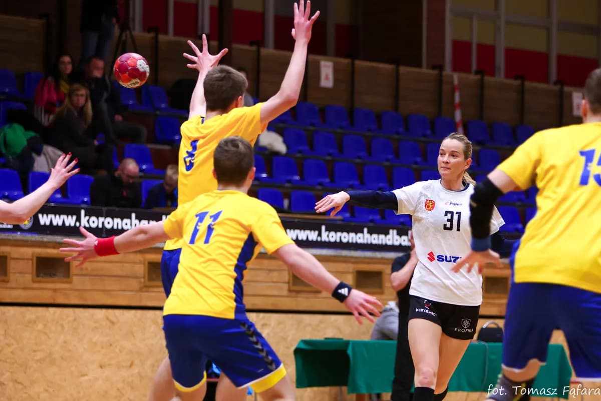 Suzuki Korona Handball – Juniorzy KS Vive Kielce – sparing