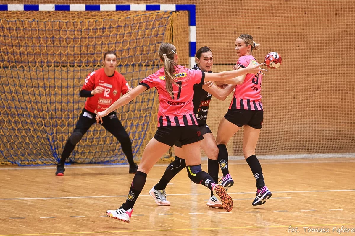 Suzuki Korona Handball Kielce – MKS Funfloor Perła Lublin 22:29