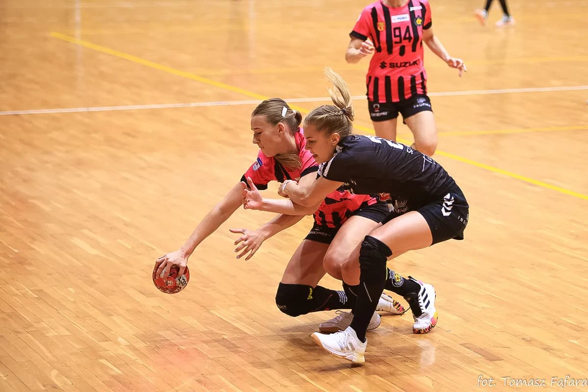 Suzuki Korona Handball Kielce – MKS Funfloor Perła Lublin 22:29