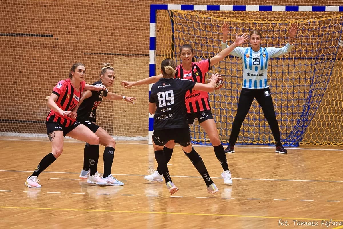 Suzuki Korona Handball Kielce – MKS Funfloor Perła Lublin 22:29
