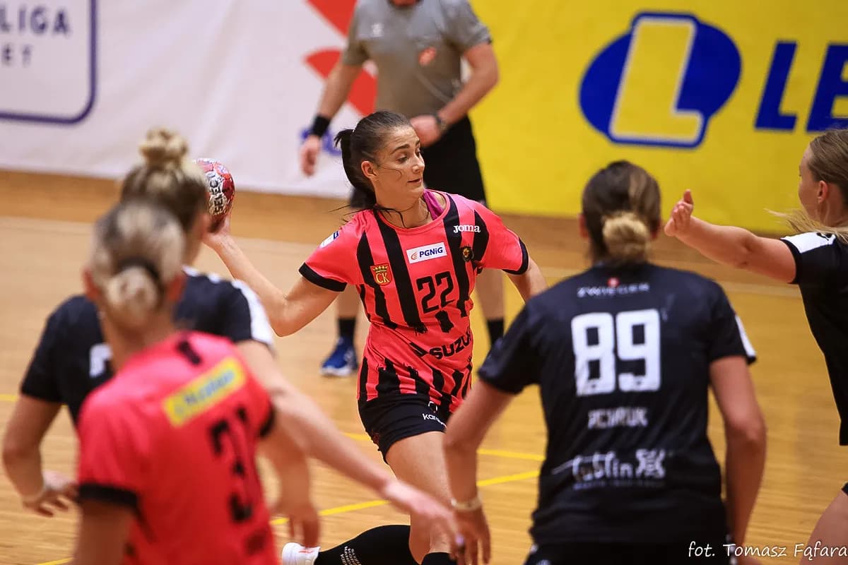 Suzuki Korona Handball Kielce – MKS Funfloor Perła Lublin 22:29
