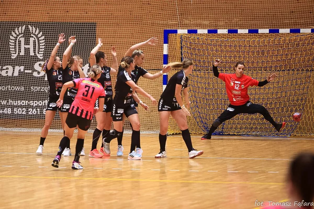 Suzuki Korona Handball Kielce – MKS Funfloor Perła Lublin 22:29
