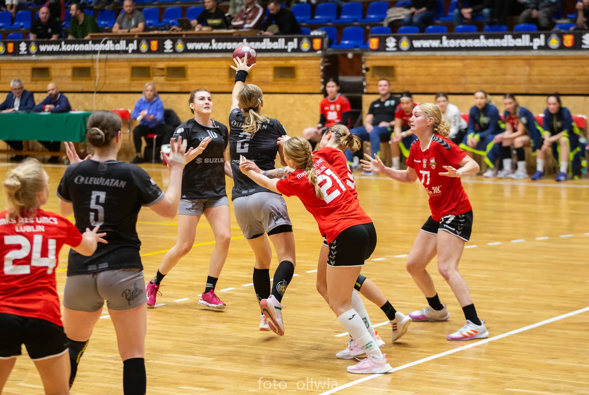 Suzuki Korona Handball Kielce vs MKS AZS UMCS Lublin (cz.2)