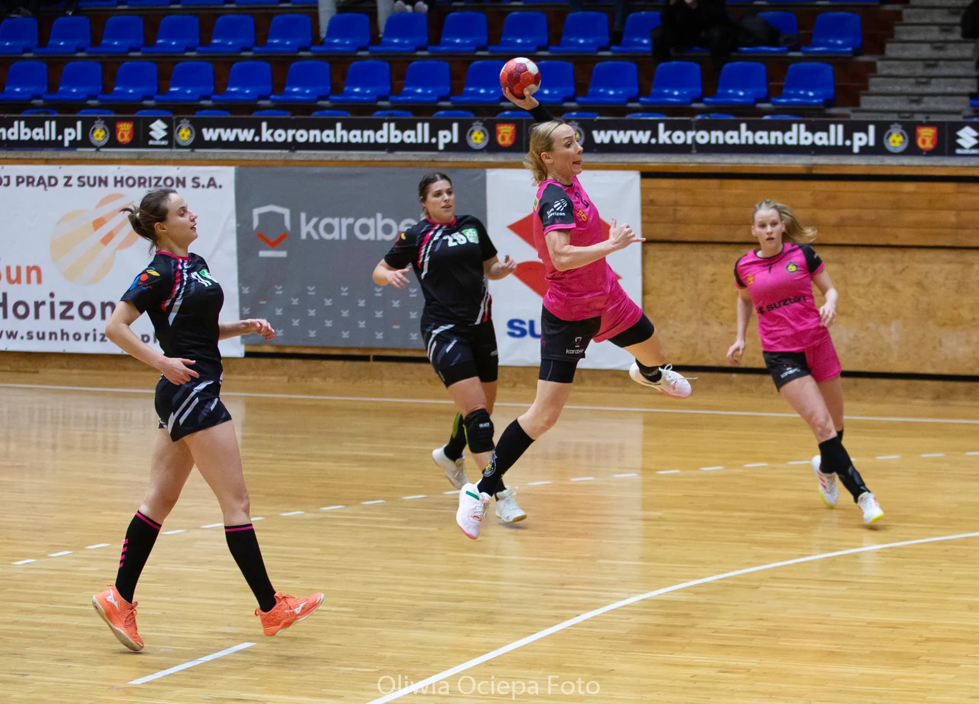 Suzuki Korona Handball Kielce vs AZS UW Warszawa