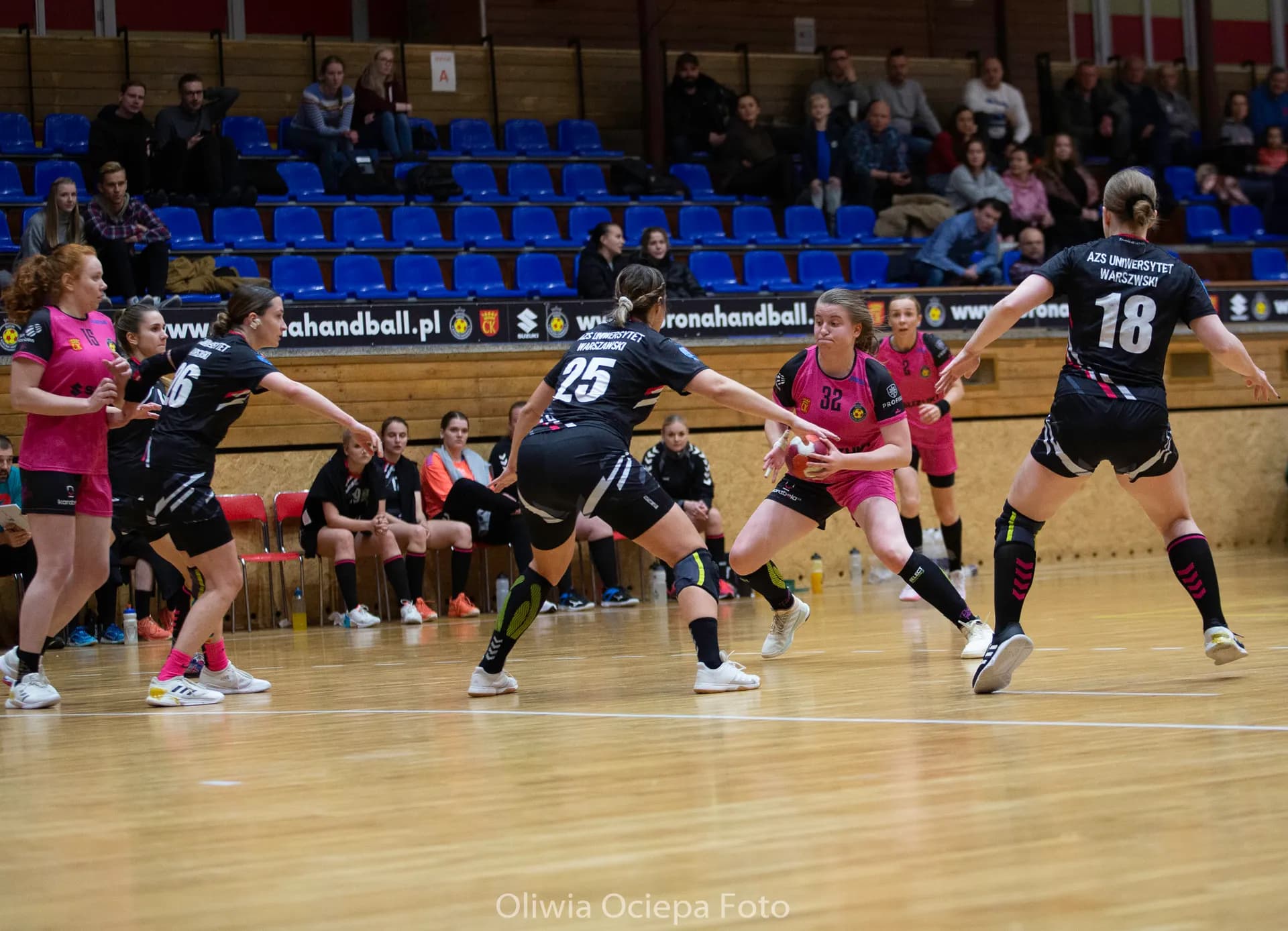 Suzuki Korona Handball Kielce vs AZS UW Warszawa