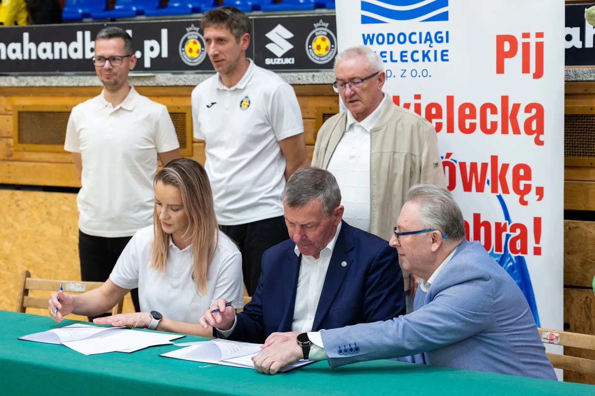 Zdjęcia z meczu Korona Handball – SPR Olkusz