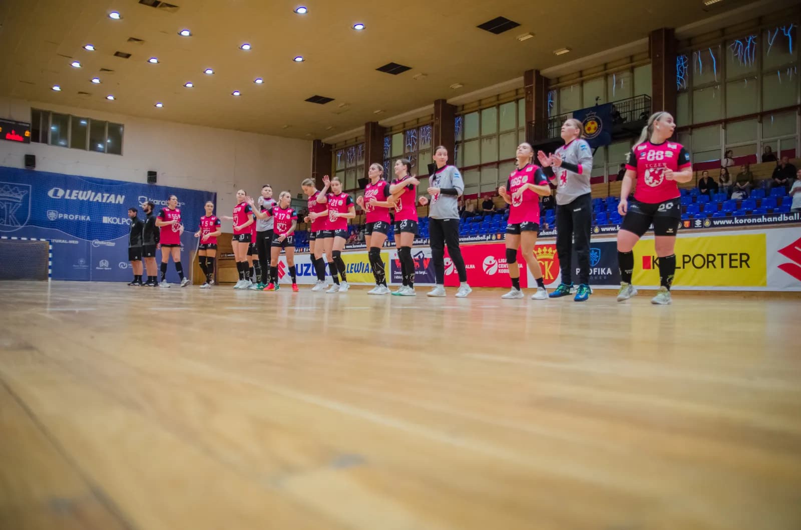 Suzuki Korona Handball Kielce vs SPR Sambor Tczew