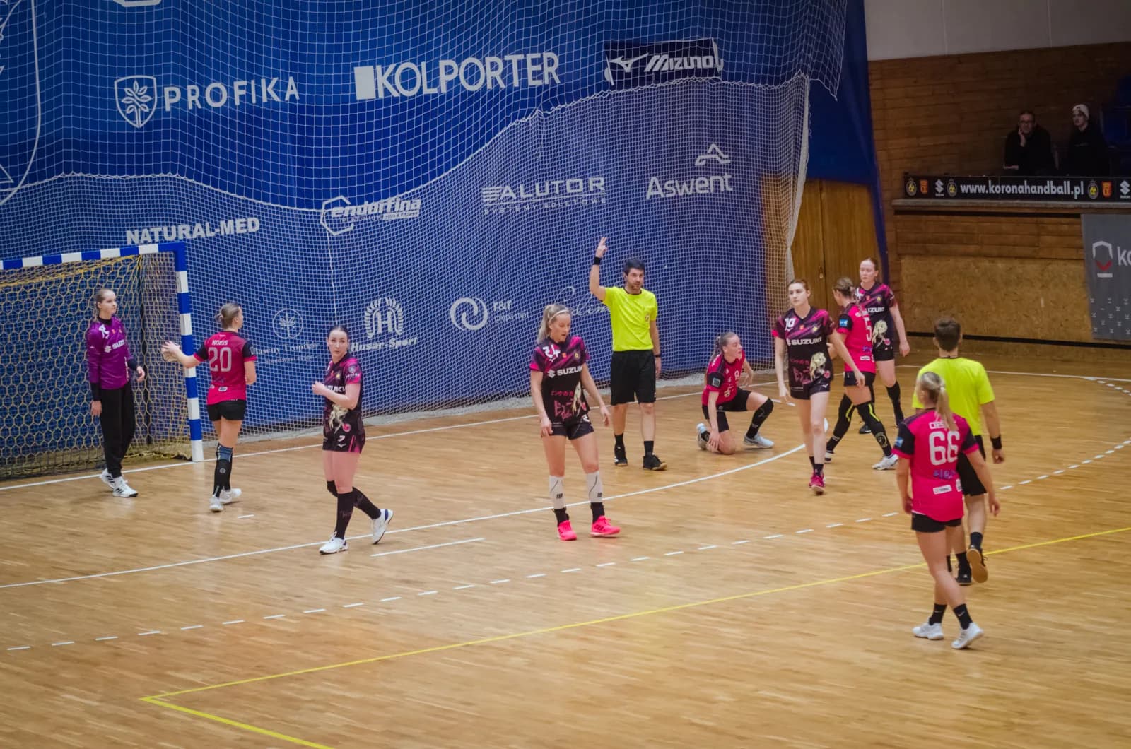 Suzuki Korona Handball Kielce vs SPR Sambor Tczew