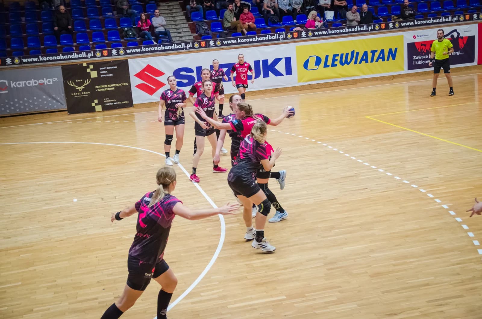 Suzuki Korona Handball Kielce vs SPR Sambor Tczew