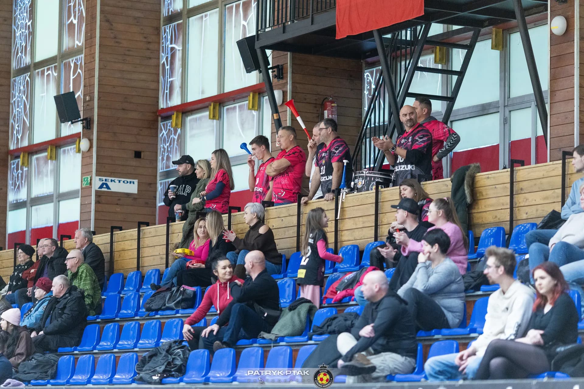 Zdjęcia z meczu Suzuki Korona Handball – Handball AZS AWF