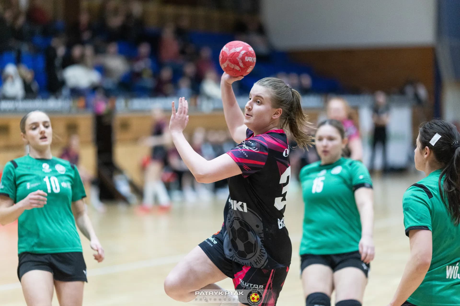 Zdjęcia z meczu Suzuki Korona Handball – Handball AZS AWF