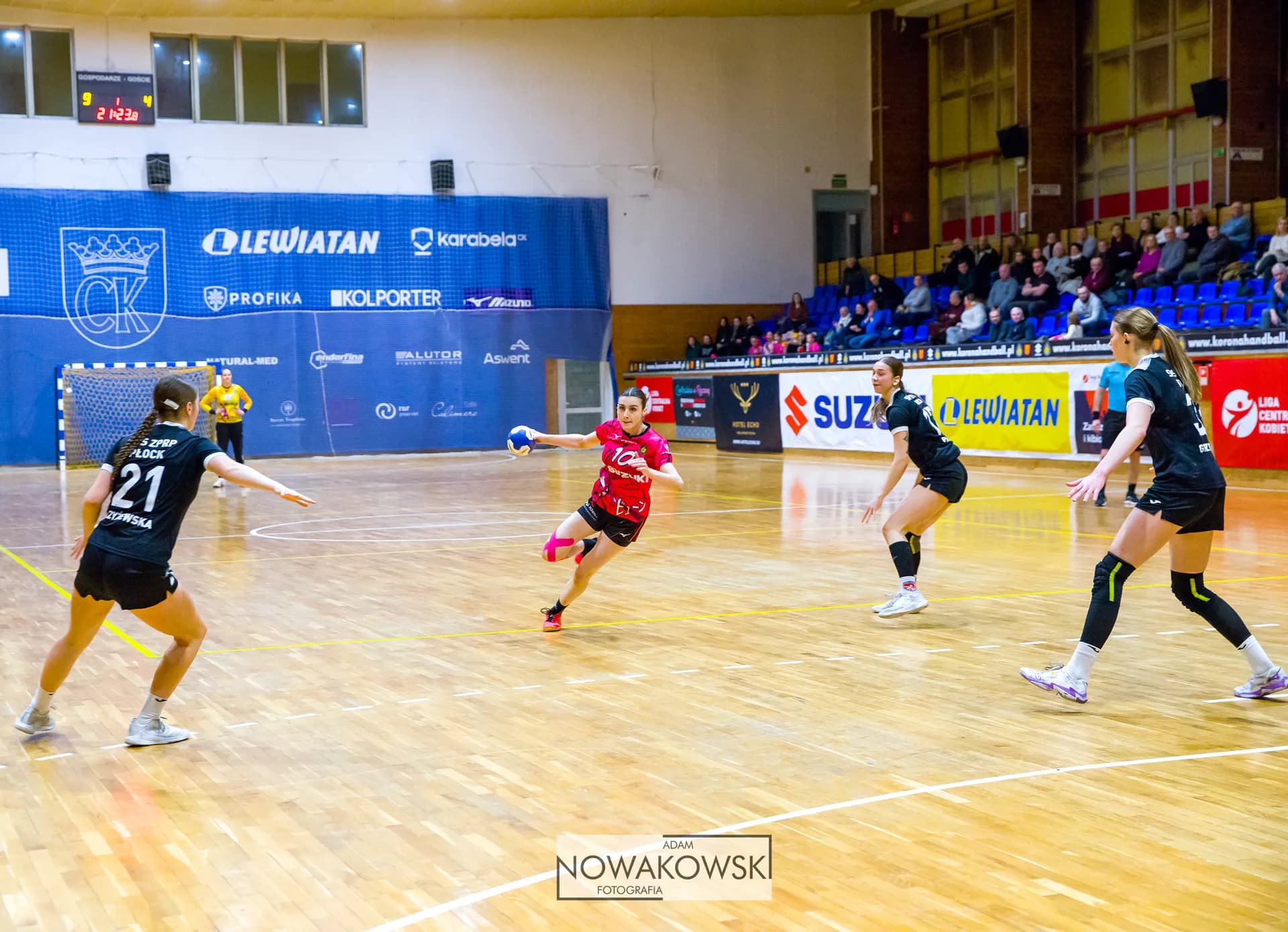 Galeria z meczu Suzuki Korona Handball Kielce – SMS ZPRP I Płock
