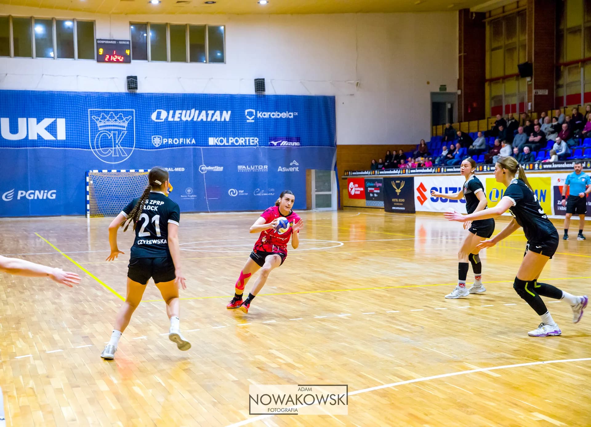 Galeria z meczu Suzuki Korona Handball Kielce – SMS ZPRP I Płock