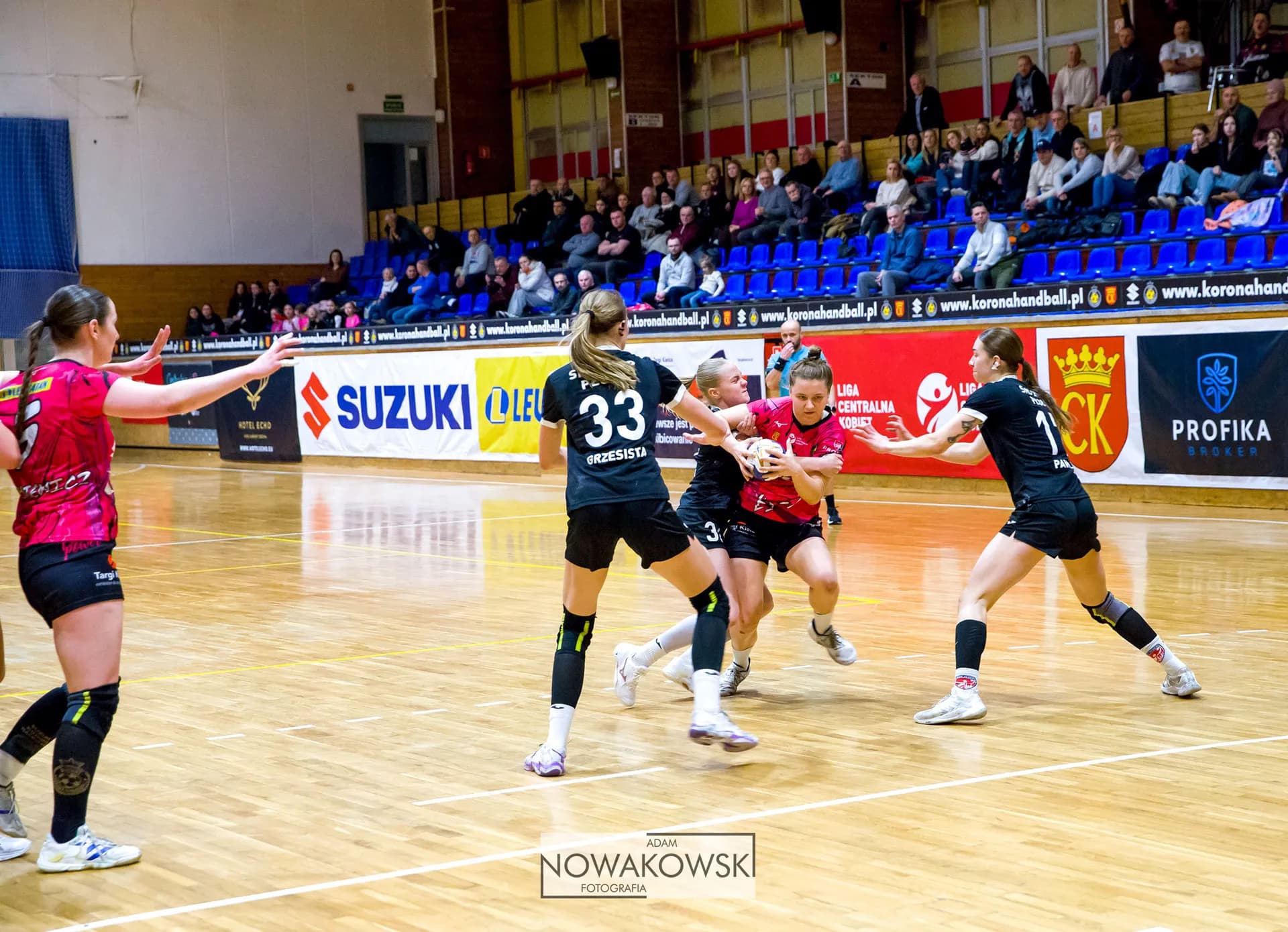 Galeria z meczu Suzuki Korona Handball Kielce – SMS ZPRP I Płock