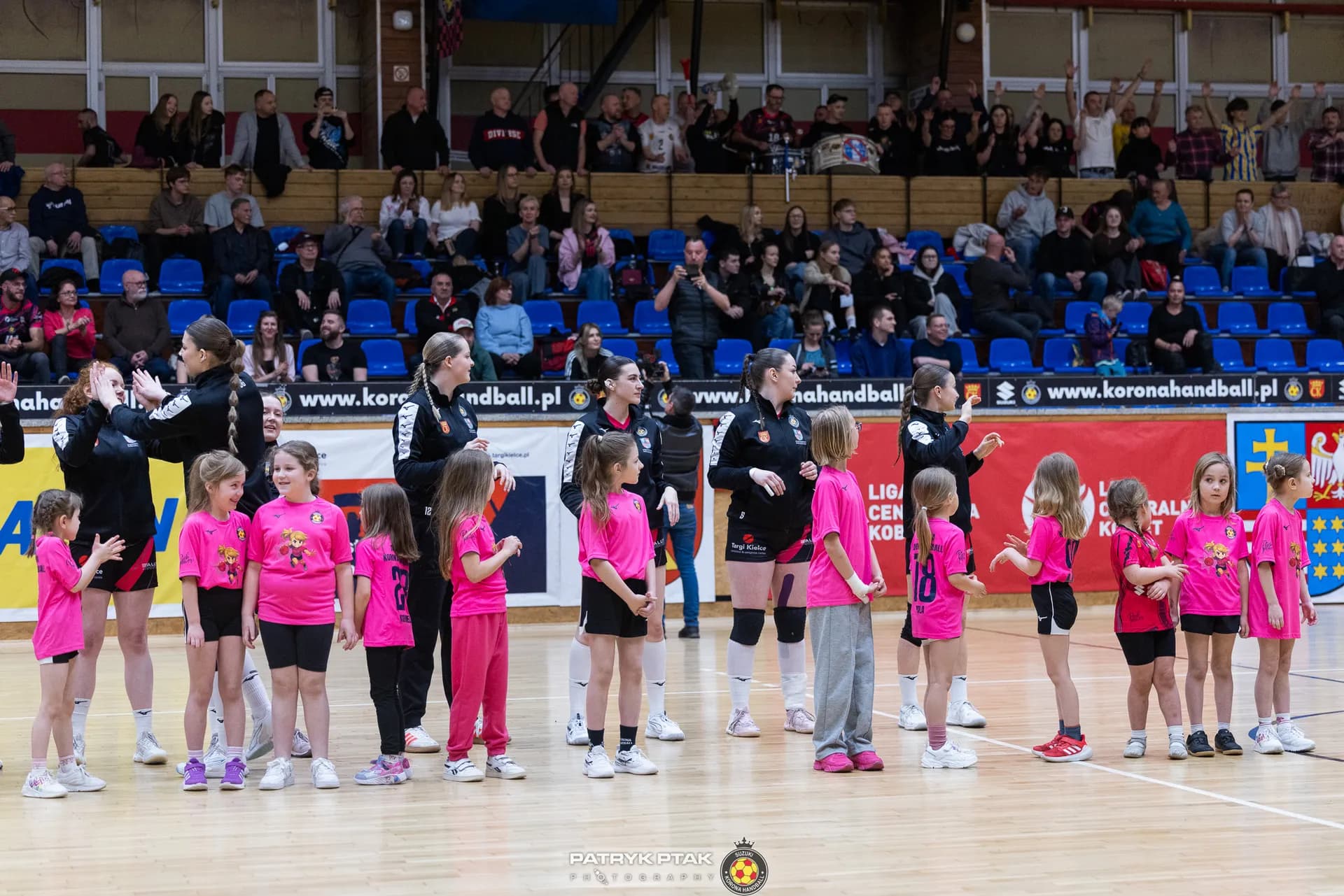 Zdjęcia z meczu Korona Handball – APR Radom