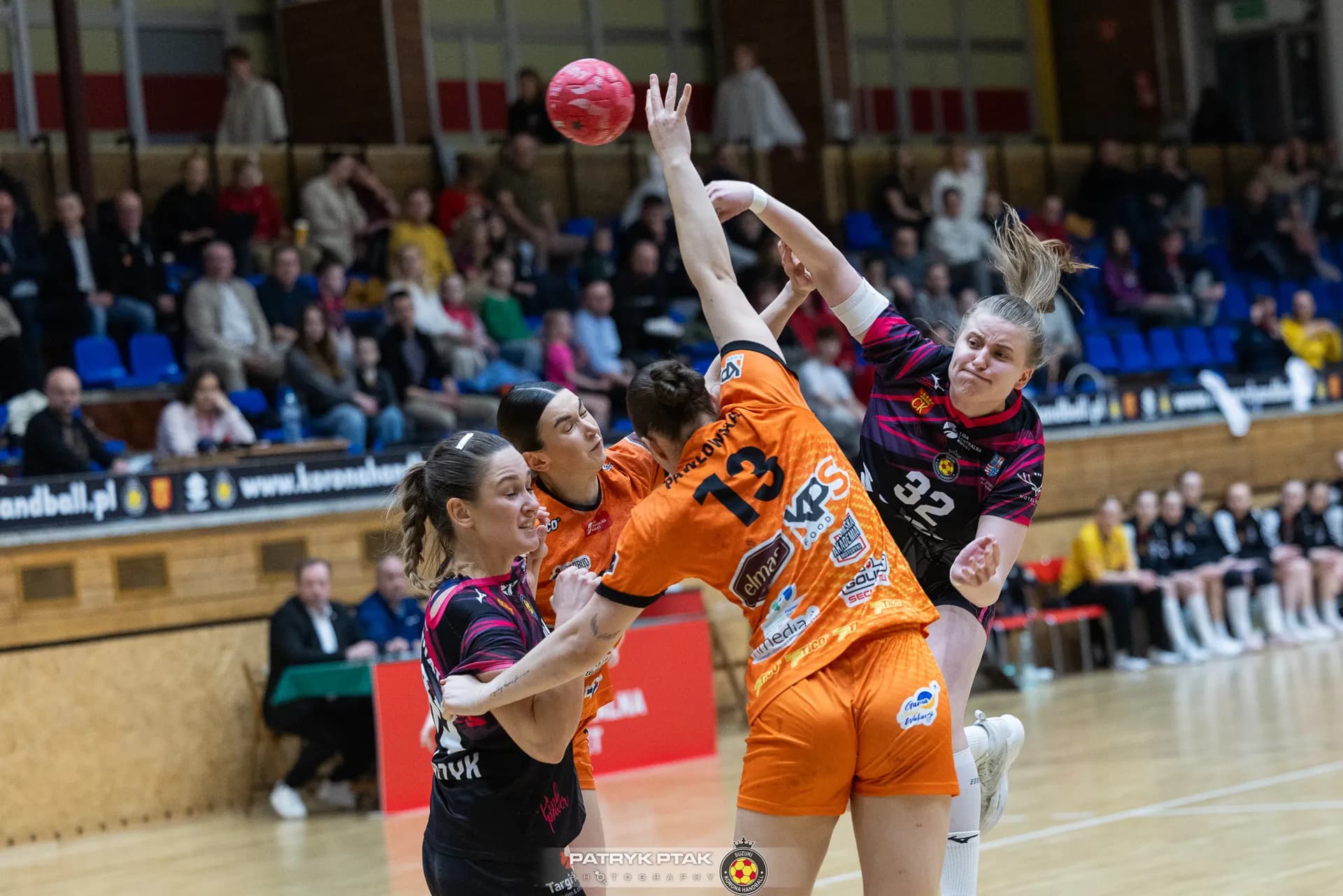Zdjęcia z meczu Korona Handball – APR Radom