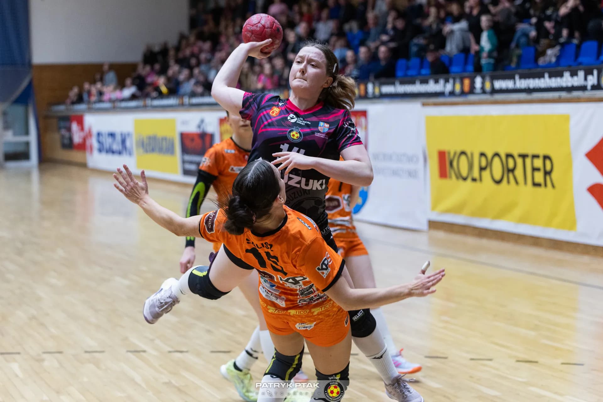 Zdjęcia z meczu Korona Handball – APR Radom