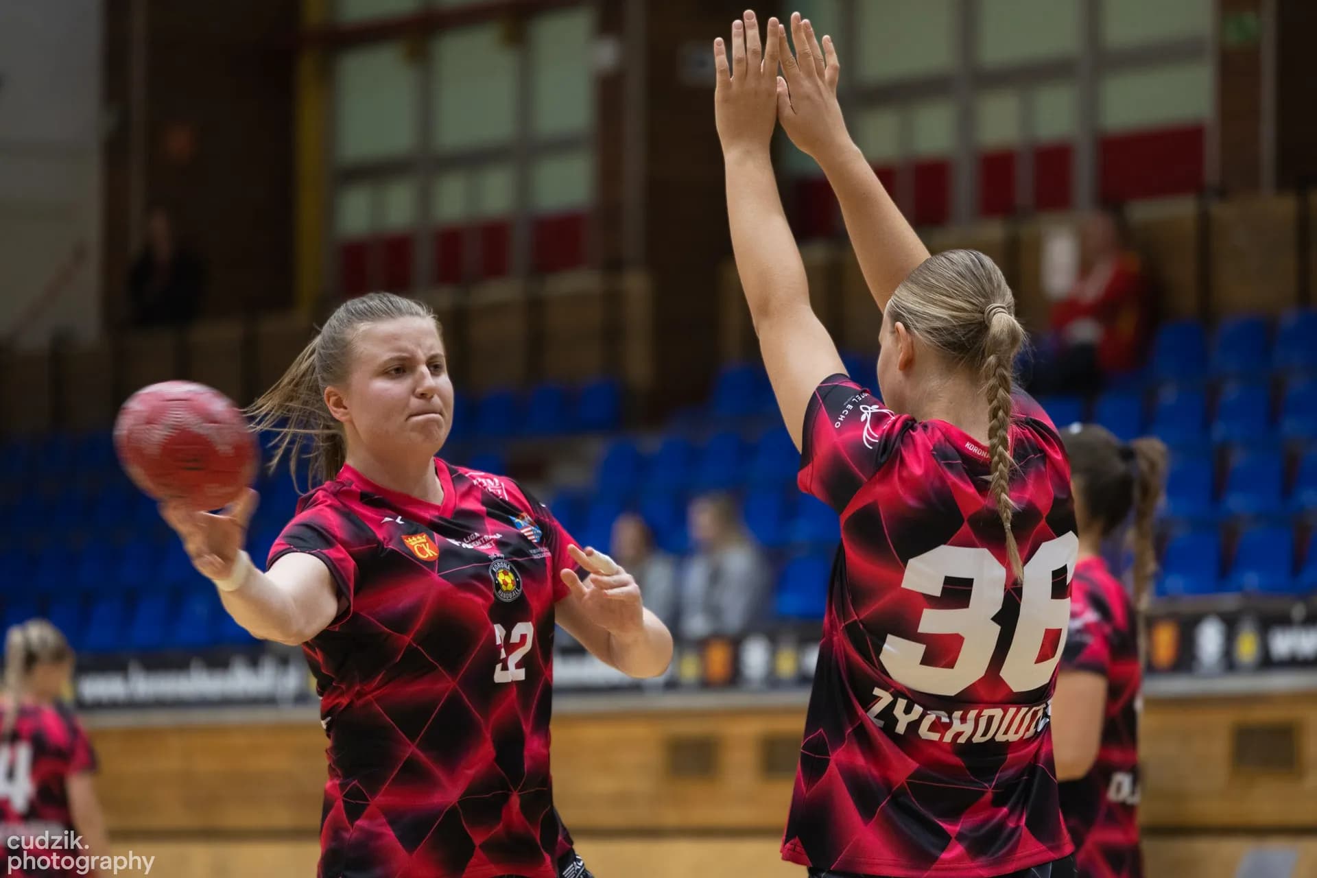 Zdjęcia z meczu Korona Handball Kielce – SPR Olkusz