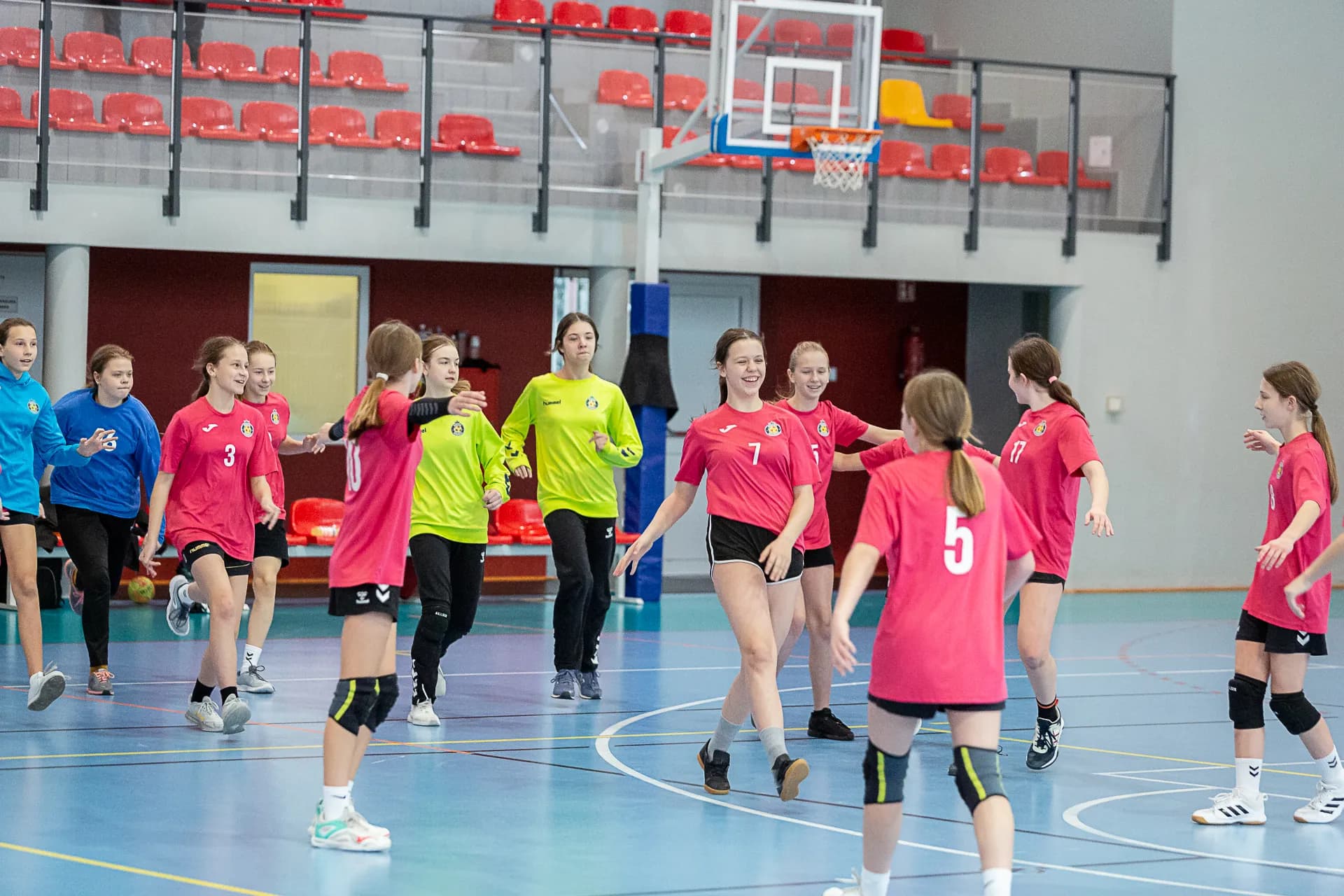 I Turniej Mikołajkowy Piłki Ręcznej Dziewcząt w Kraśniku