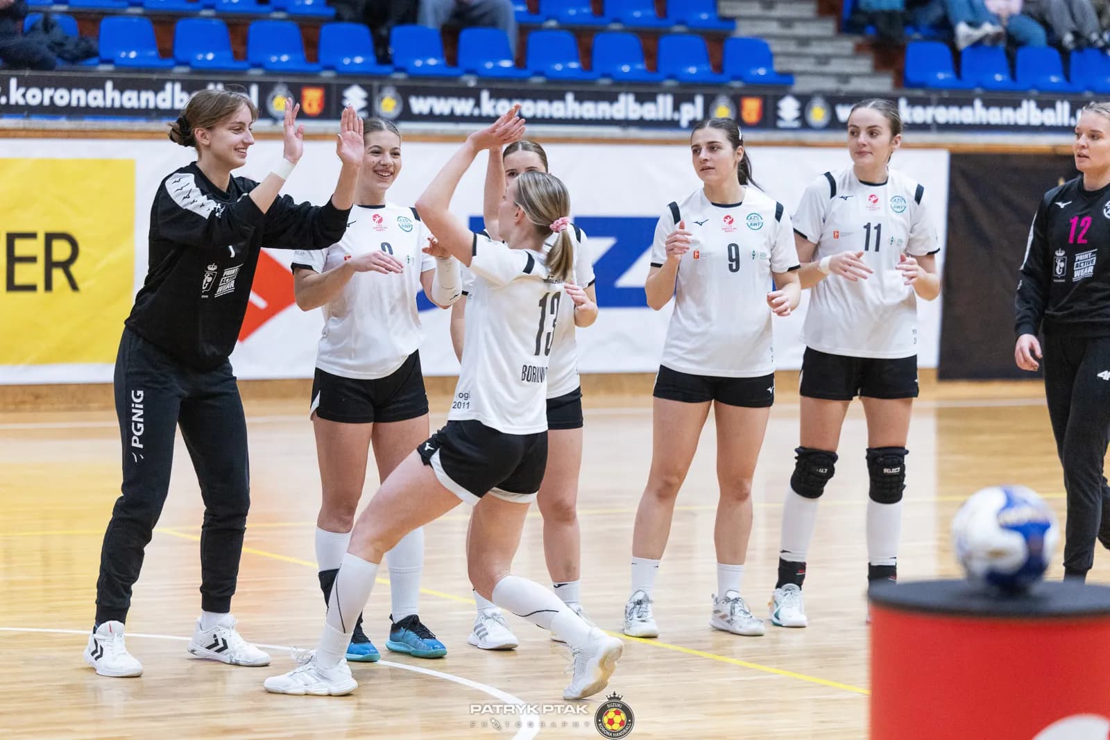 Galeria z meczu Suzuki Korona Handball Kielce – AZS AWF Handball Warszawa