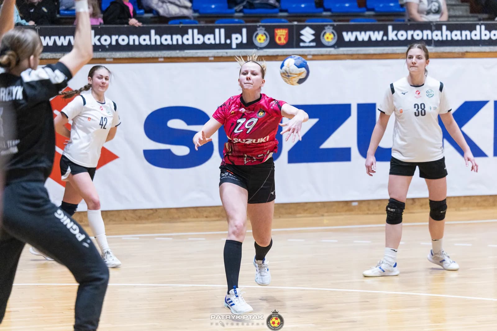 Galeria z meczu Suzuki Korona Handball Kielce – AZS AWF Handball Warszawa