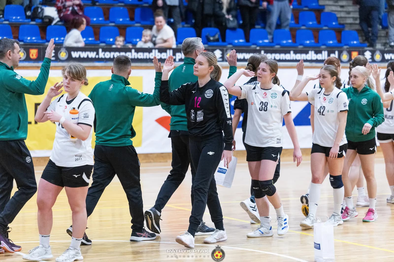 Galeria z meczu Suzuki Korona Handball Kielce – AZS AWF Handball Warszawa