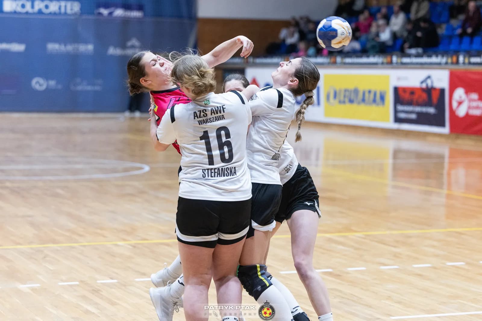 Galeria z meczu Suzuki Korona Handball Kielce – AZS AWF Handball Warszawa