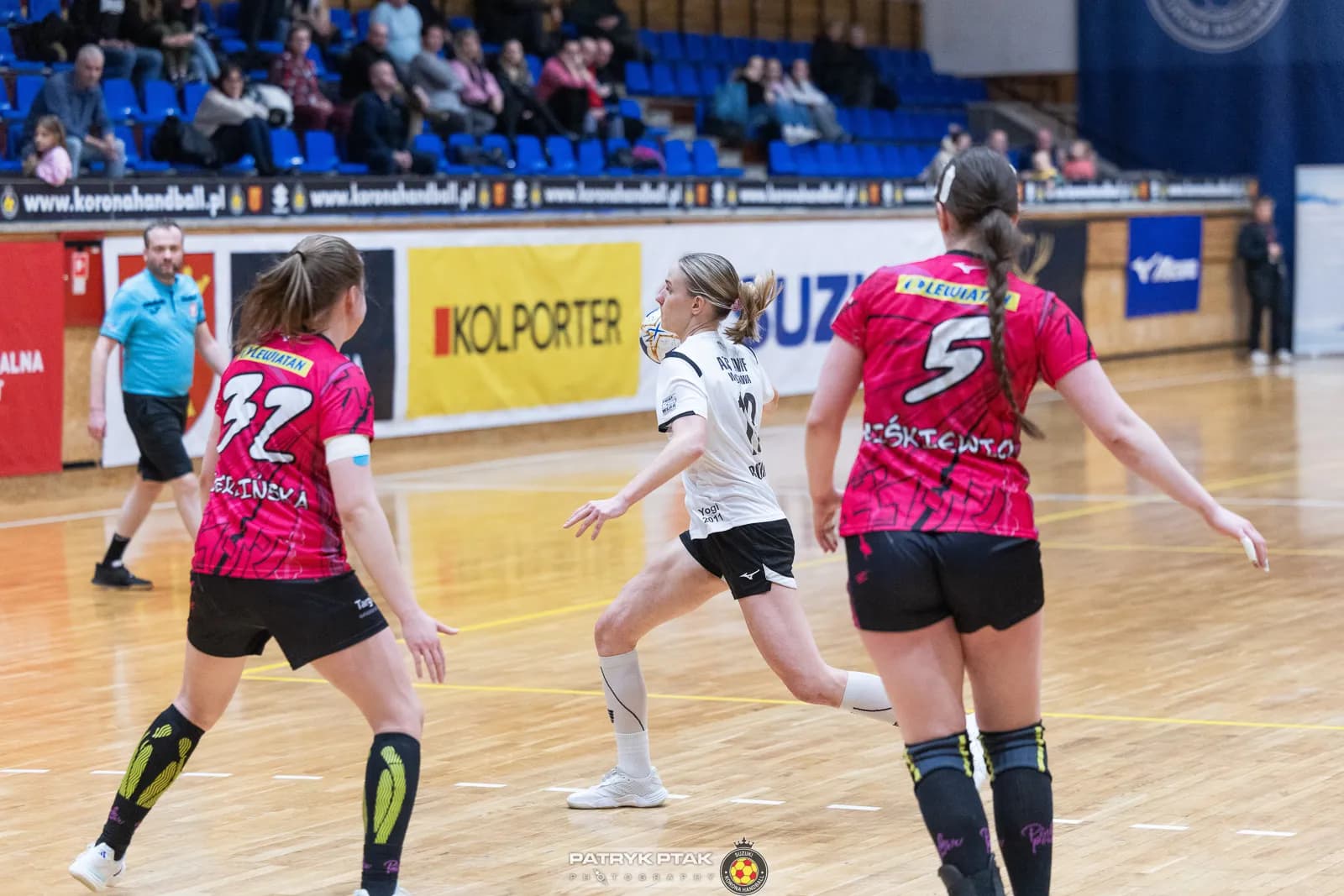 Galeria z meczu Suzuki Korona Handball Kielce – AZS AWF Handball Warszawa