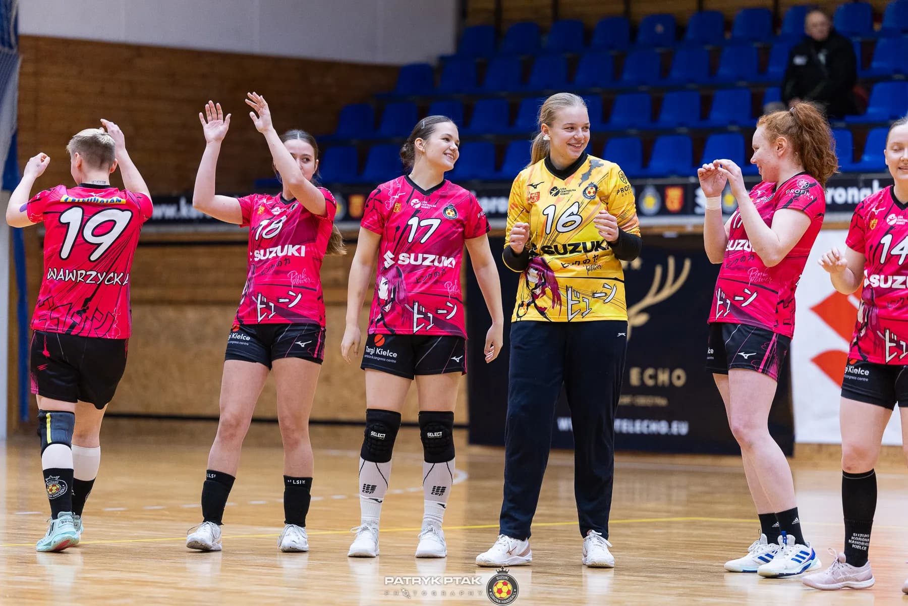 Galeria z meczu Suzuki Korona Handball Kielce – Galiczanka Lwów  fot. Patryk Ptak. Dziękujemy