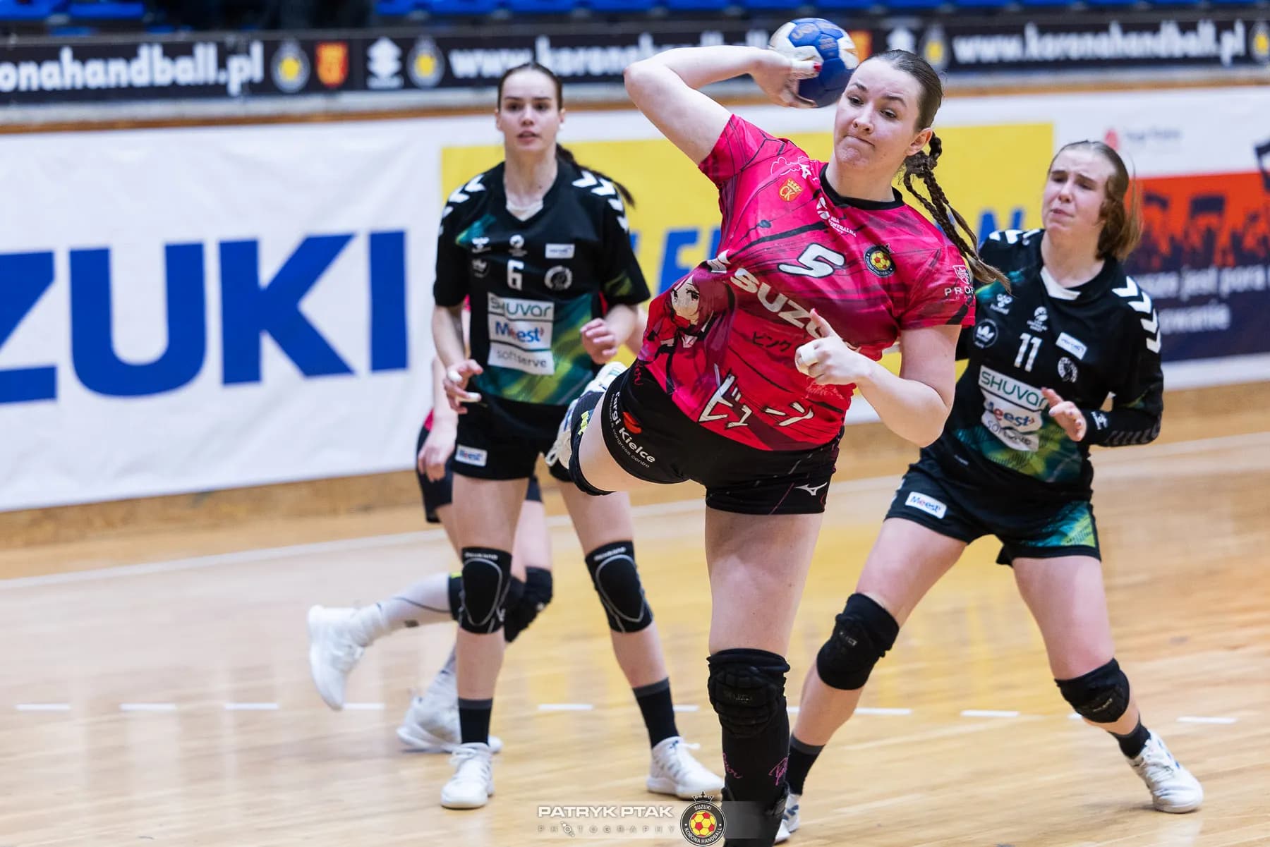 Galeria z meczu Suzuki Korona Handball Kielce – Galiczanka Lwów  fot. Patryk Ptak. Dziękujemy