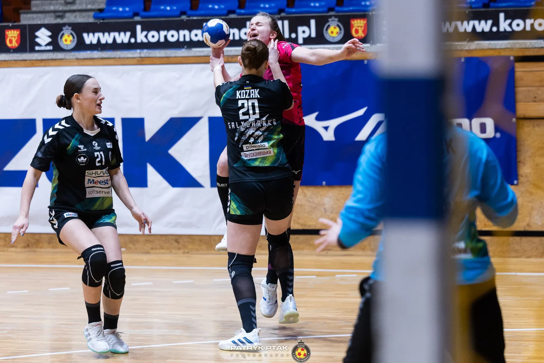 Galeria z meczu Suzuki Korona Handball Kielce – Galiczanka Lwów  fot. Patryk Ptak. Dziękujemy