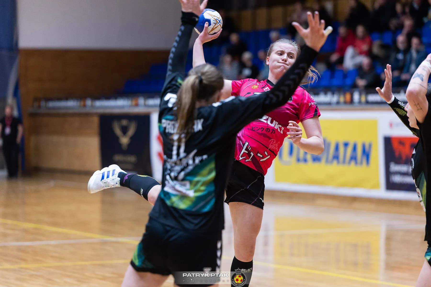 Galeria z meczu Suzuki Korona Handball Kielce – Galiczanka Lwów  fot. Patryk Ptak. Dziękujemy