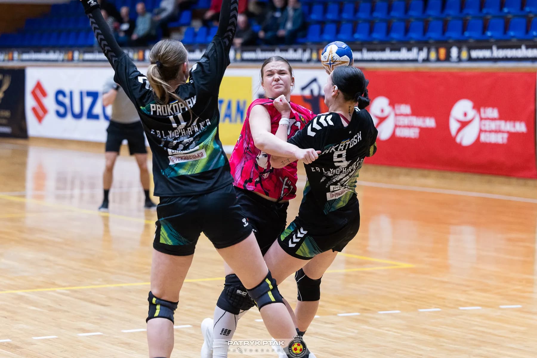 Galeria z meczu Suzuki Korona Handball Kielce – Galiczanka Lwów  fot. Patryk Ptak. Dziękujemy