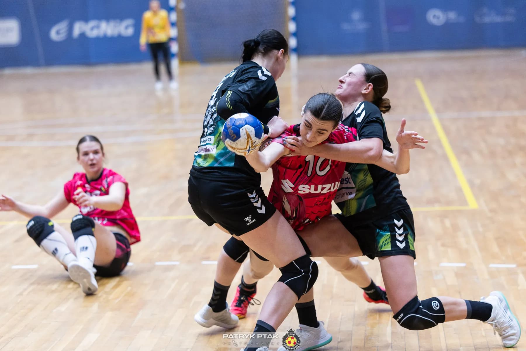 Galeria z meczu Suzuki Korona Handball Kielce – Galiczanka Lwów  fot. Patryk Ptak. Dziękujemy