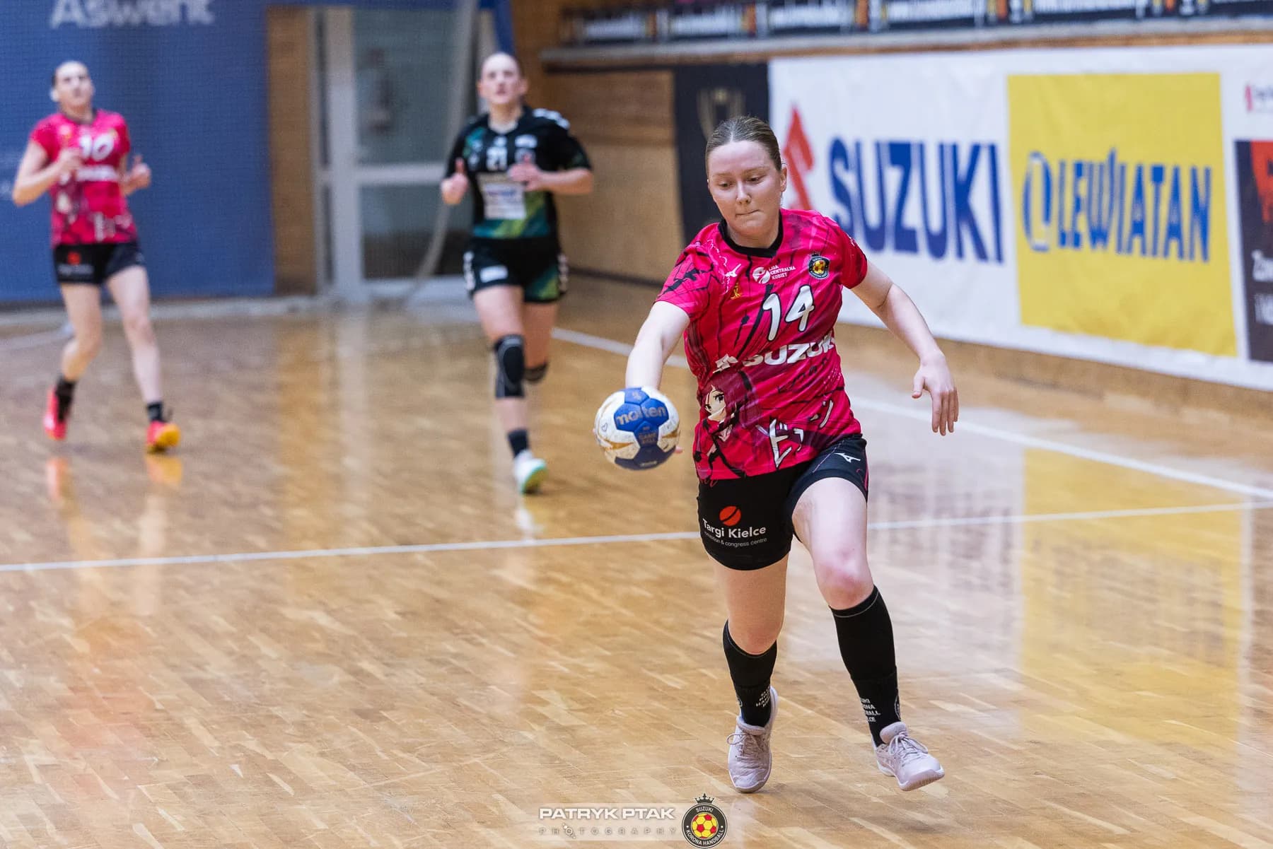 Galeria z meczu Suzuki Korona Handball Kielce – Galiczanka Lwów  fot. Patryk Ptak. Dziękujemy