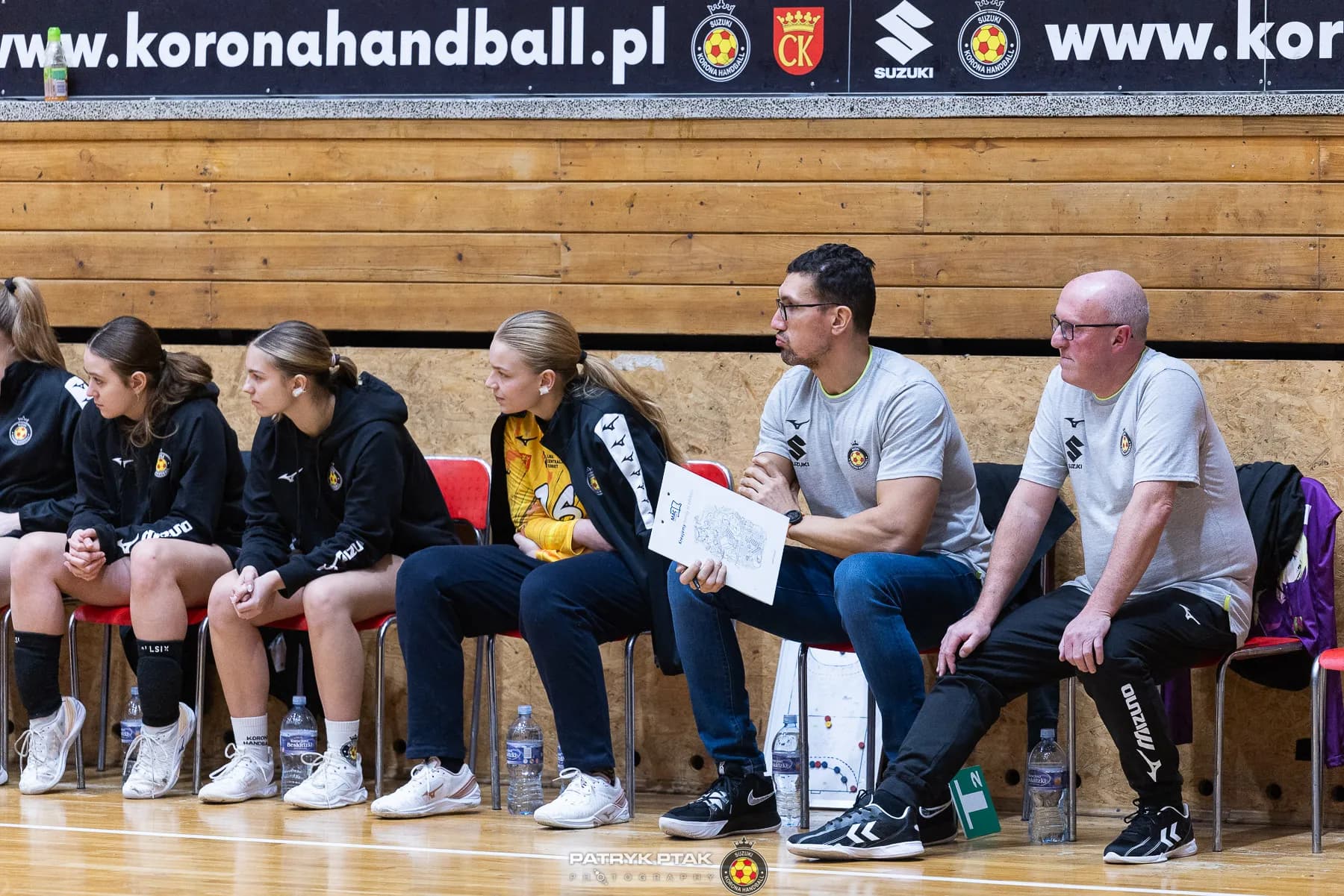 Galeria z meczu Suzuki Korona Handball Kielce – Galiczanka Lwów  fot. Patryk Ptak. Dziękujemy