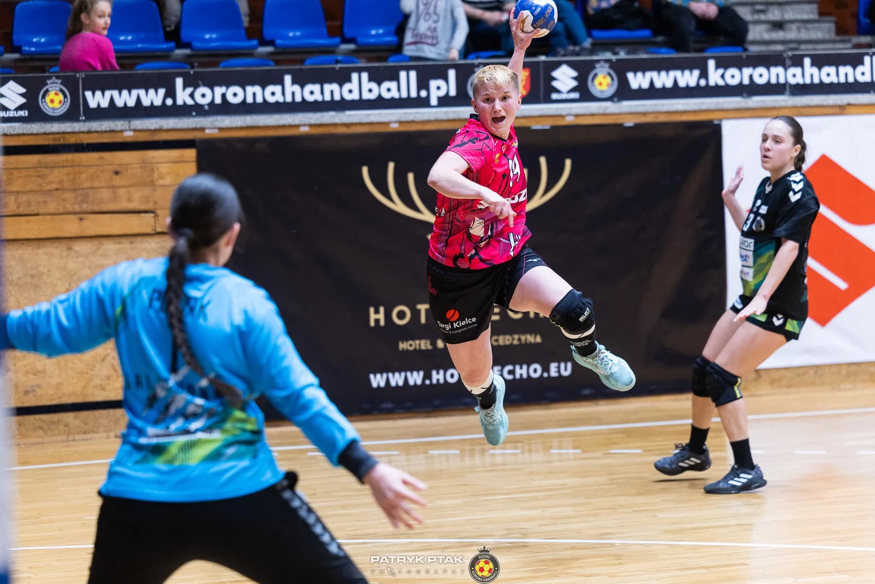 Galeria z meczu Suzuki Korona Handball Kielce – Galiczanka Lwów  fot. Patryk Ptak. Dziękujemy