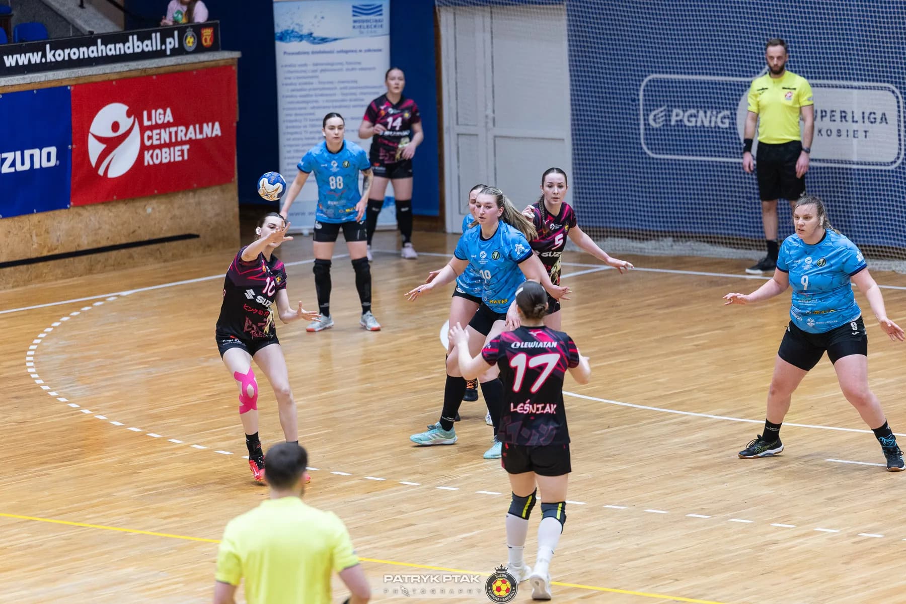 Galeria z meczu Suzuki Korona Handball Kielce – MKS Vitamineo Jelenia Góra