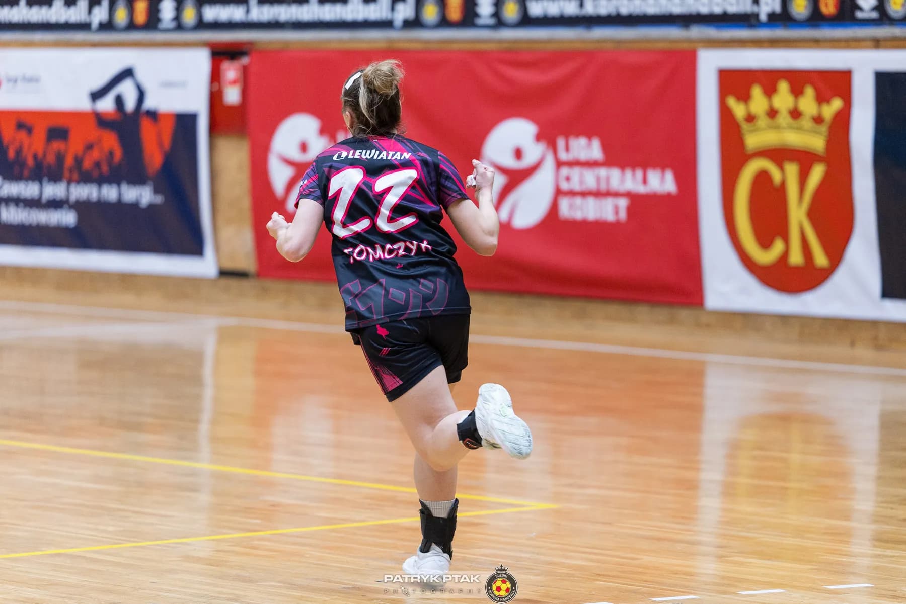 Galeria z meczu Suzuki Korona Handball Kielce – MKS Vitamineo Jelenia Góra