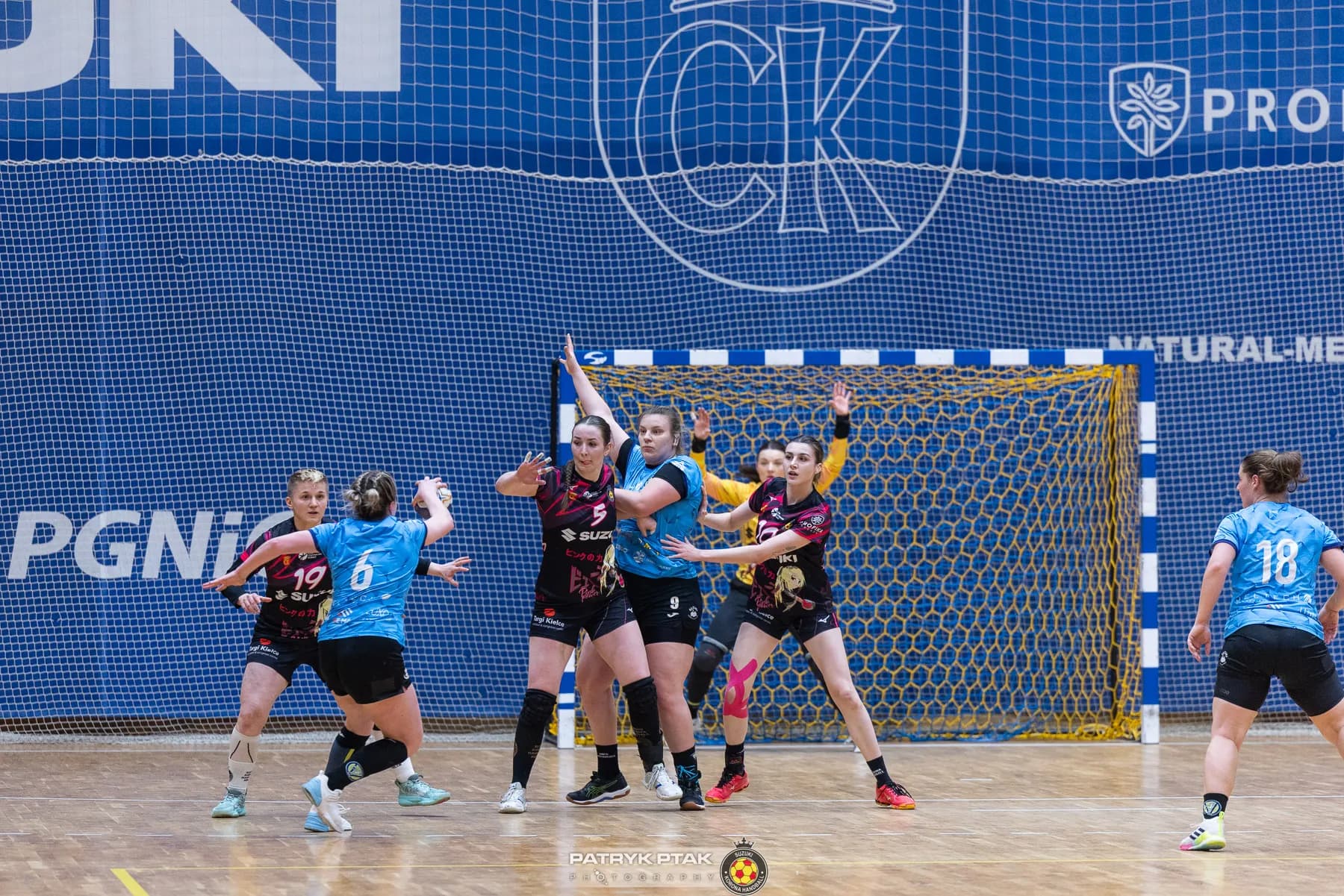 Galeria z meczu Suzuki Korona Handball Kielce – MKS Vitamineo Jelenia Góra
