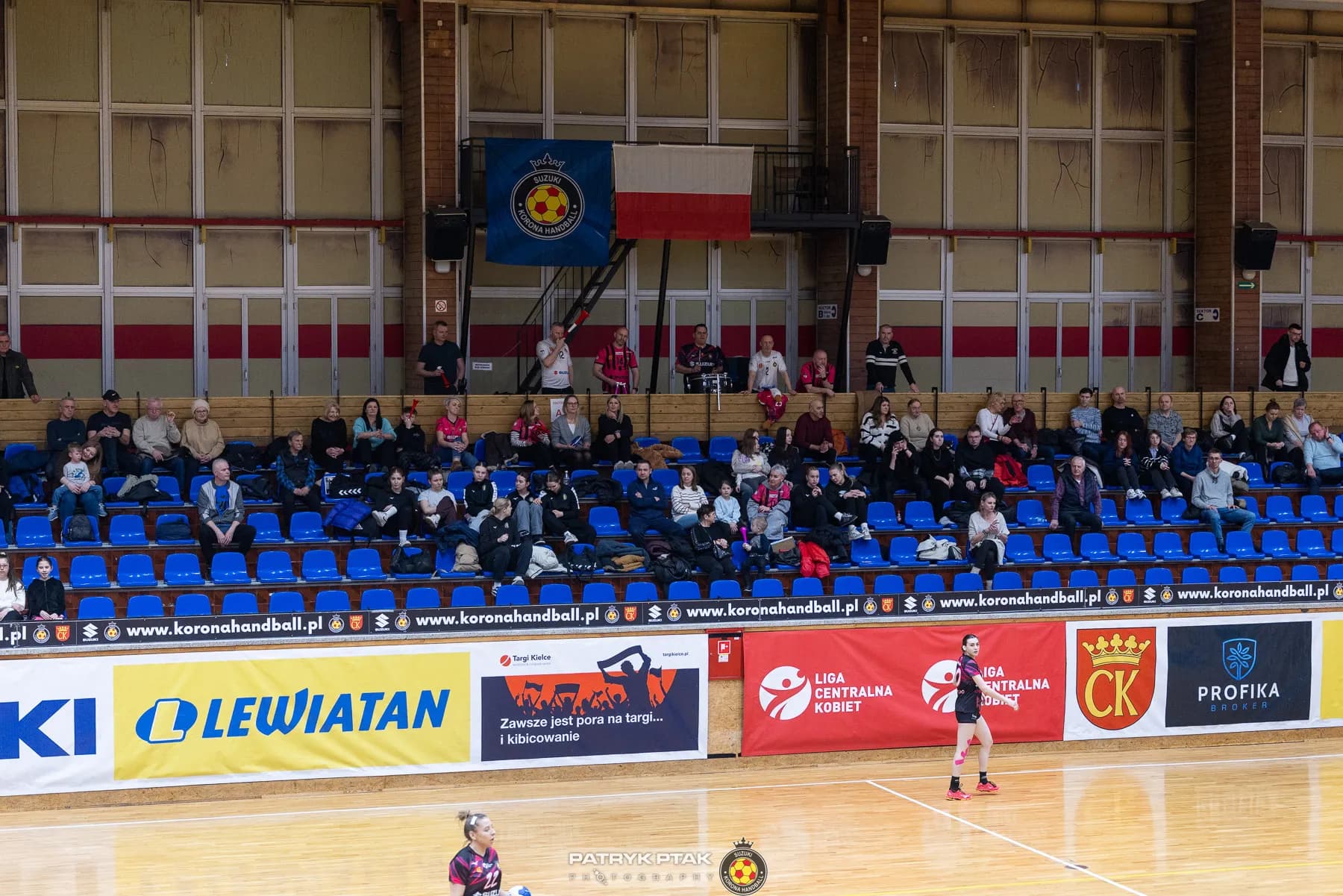 Galeria z meczu Suzuki Korona Handball Kielce – MKS Vitamineo Jelenia Góra