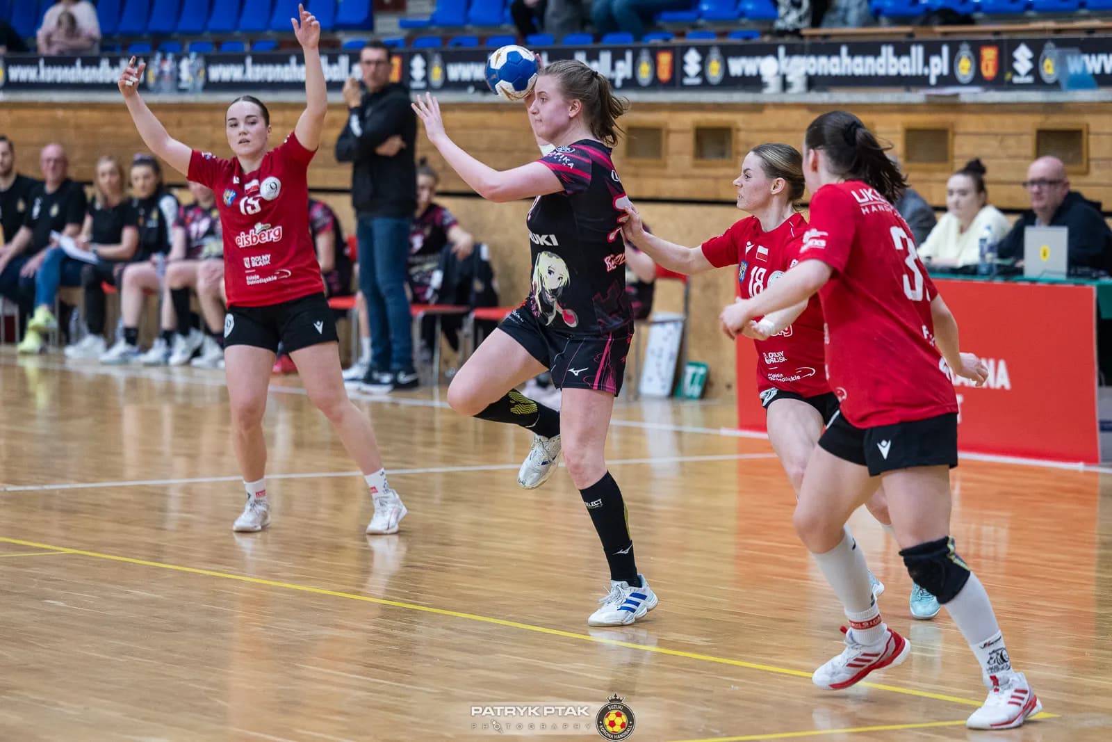 Galeria z meczu Suzuki Korona Handball Kielce – Eisberg Dziewiątka Legnica