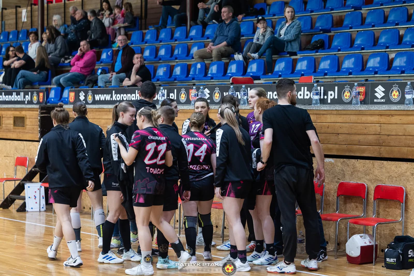 Galeria z meczu Suzuki Korona Handball Kielce – Eisberg Dziewiątka Legnica