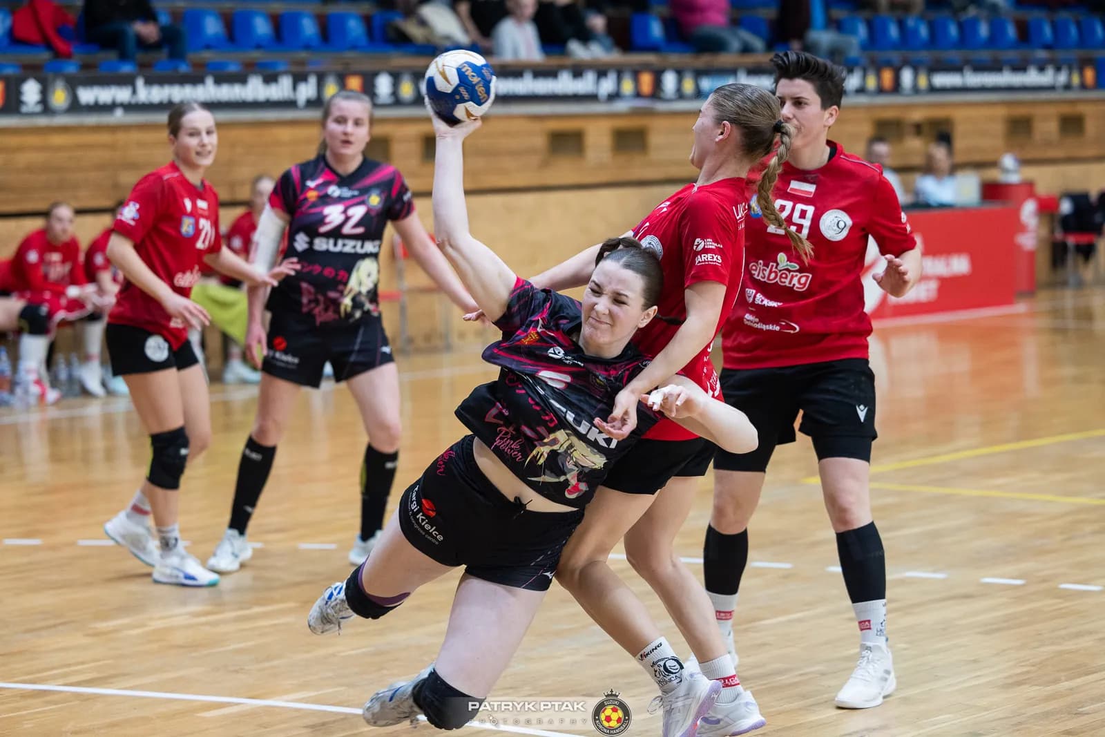 Galeria z meczu Suzuki Korona Handball Kielce – Eisberg Dziewiątka Legnica