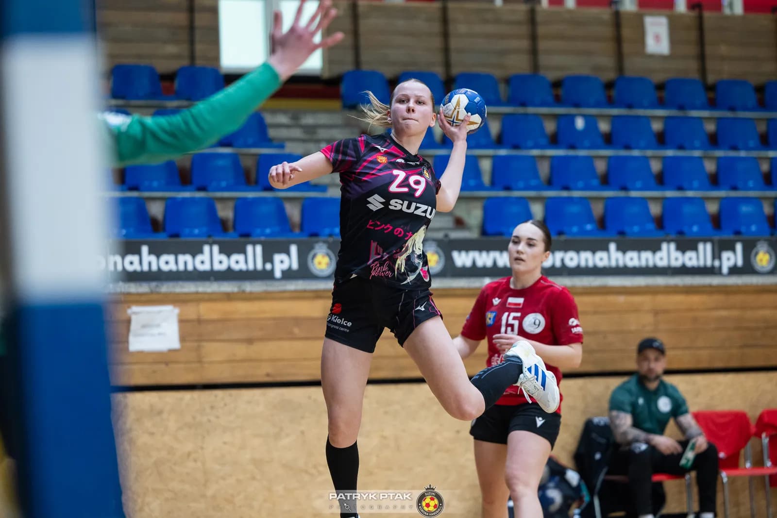 Galeria z meczu Suzuki Korona Handball Kielce – Eisberg Dziewiątka Legnica