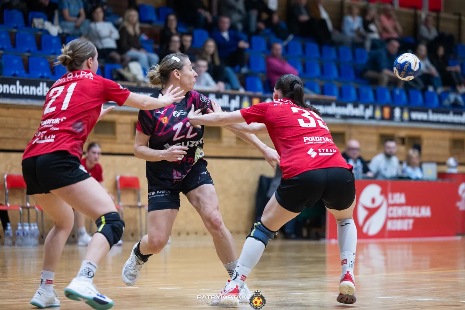 Galeria z meczu Suzuki Korona Handball Kielce – Eisberg Dziewiątka Legnica