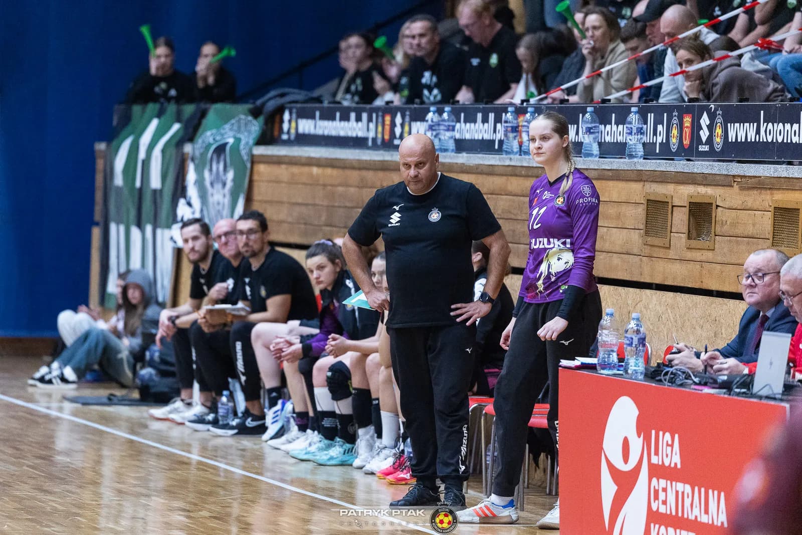 Galeria zdjęć z meczu Suzuki Korona Handball -Elmas-KPS APR Radom,   📷fot. Patryk Ptak
