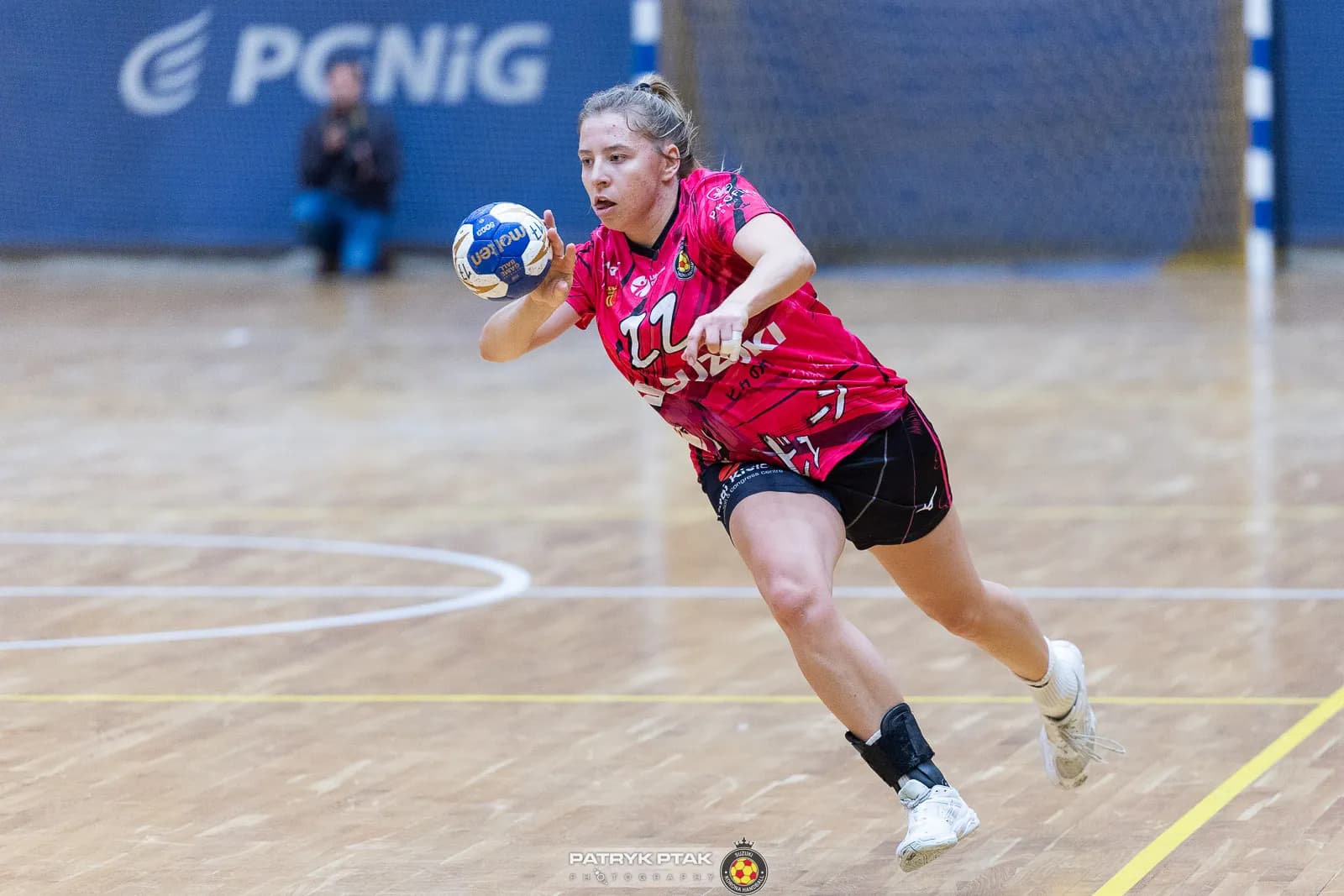 Galeria zdjęć z meczu Suzuki Korona Handball -Elmas-KPS APR Radom,   📷fot. Patryk Ptak