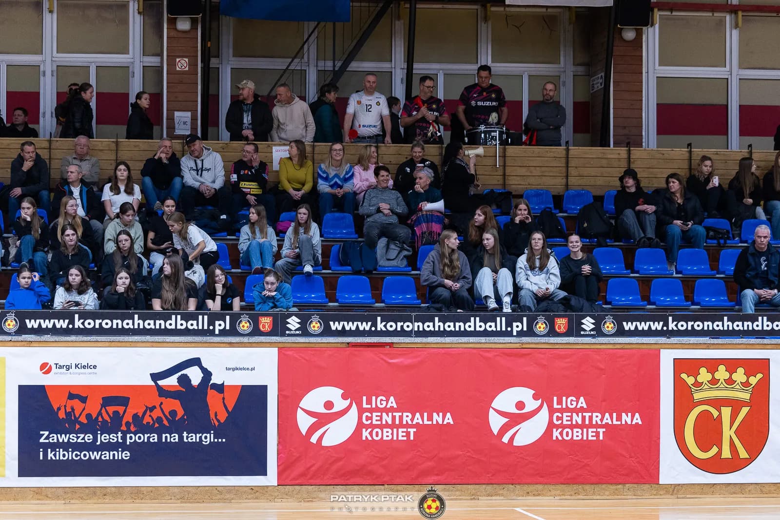 Galeria zdjęć z meczu Suzuki Korona Handball -Elmas-KPS APR Radom,   📷fot. Patryk Ptak
