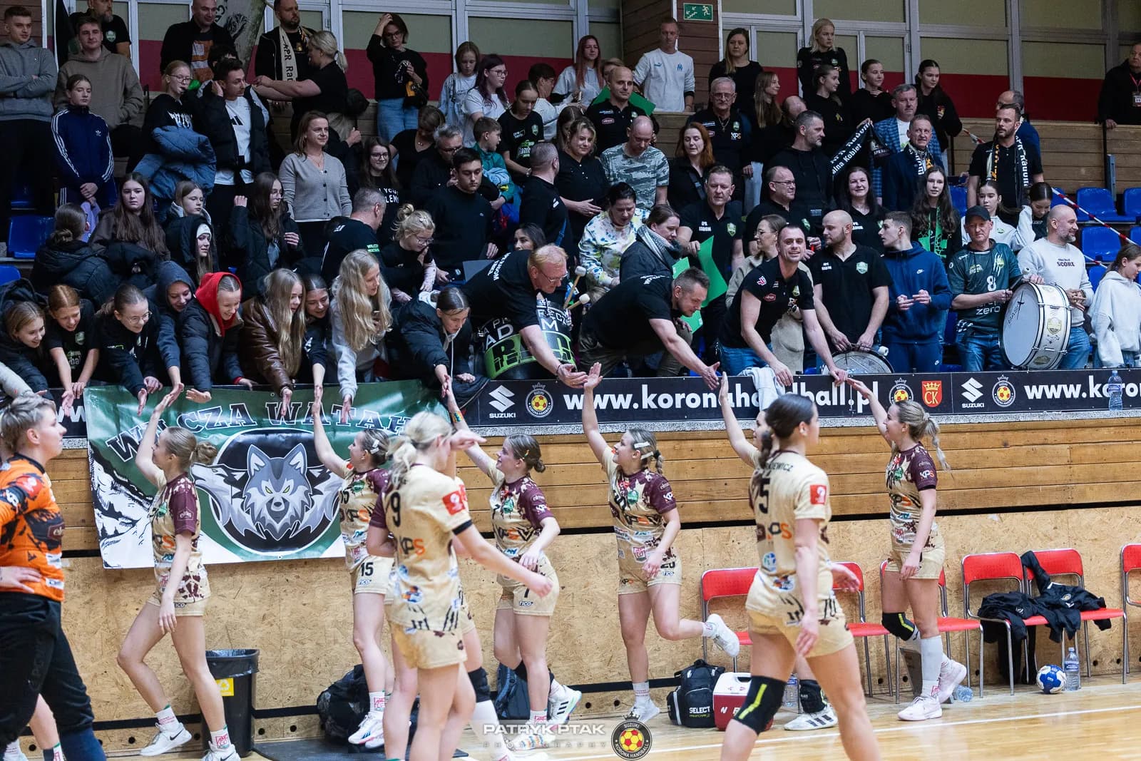 Galeria zdjęć z meczu Suzuki Korona Handball -Elmas-KPS APR Radom,   📷fot. Patryk Ptak
